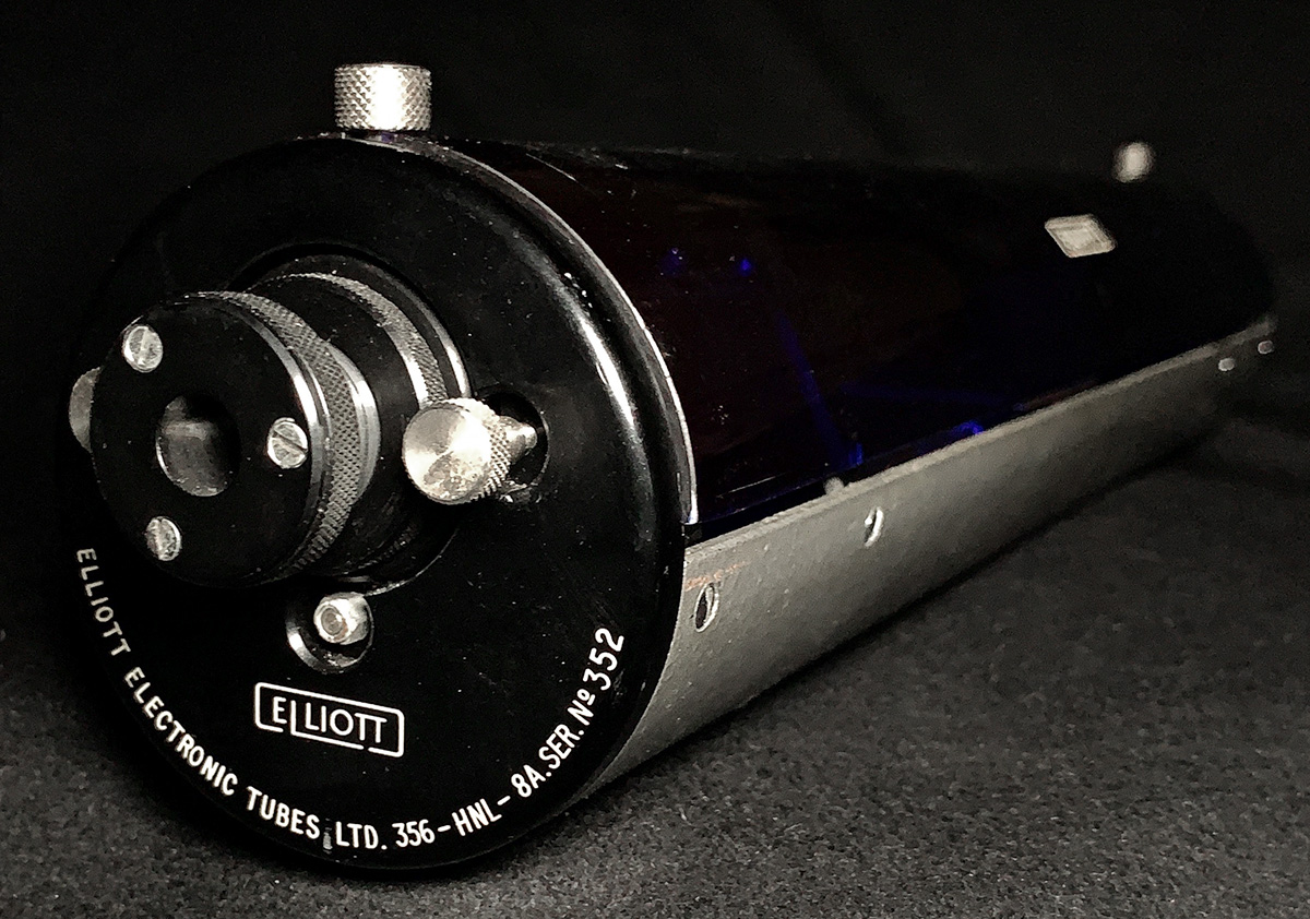 Elliott Model 356-HNL-8A Laser