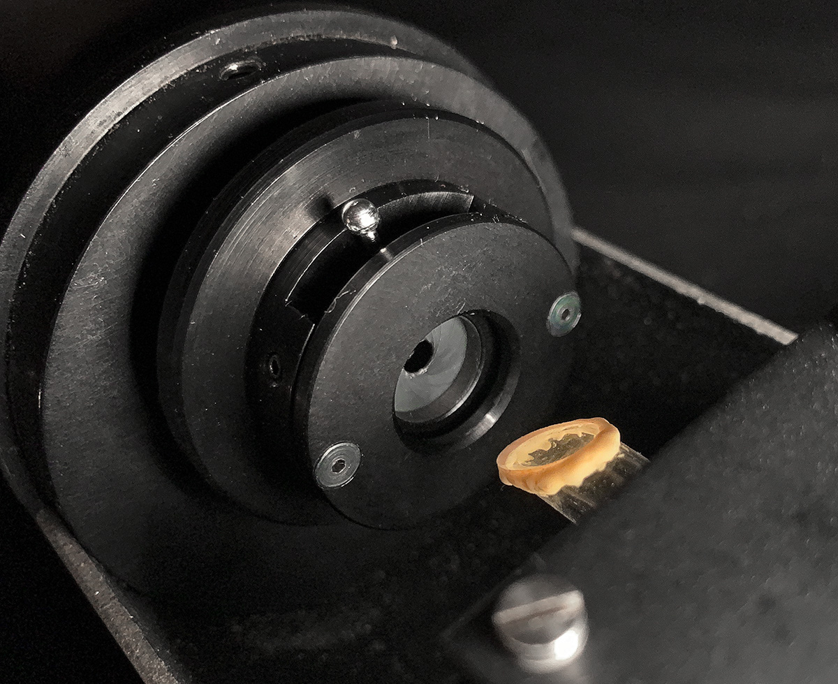 Elliott Model 356-HNL-8A Laser, Intra-cavity Aperture