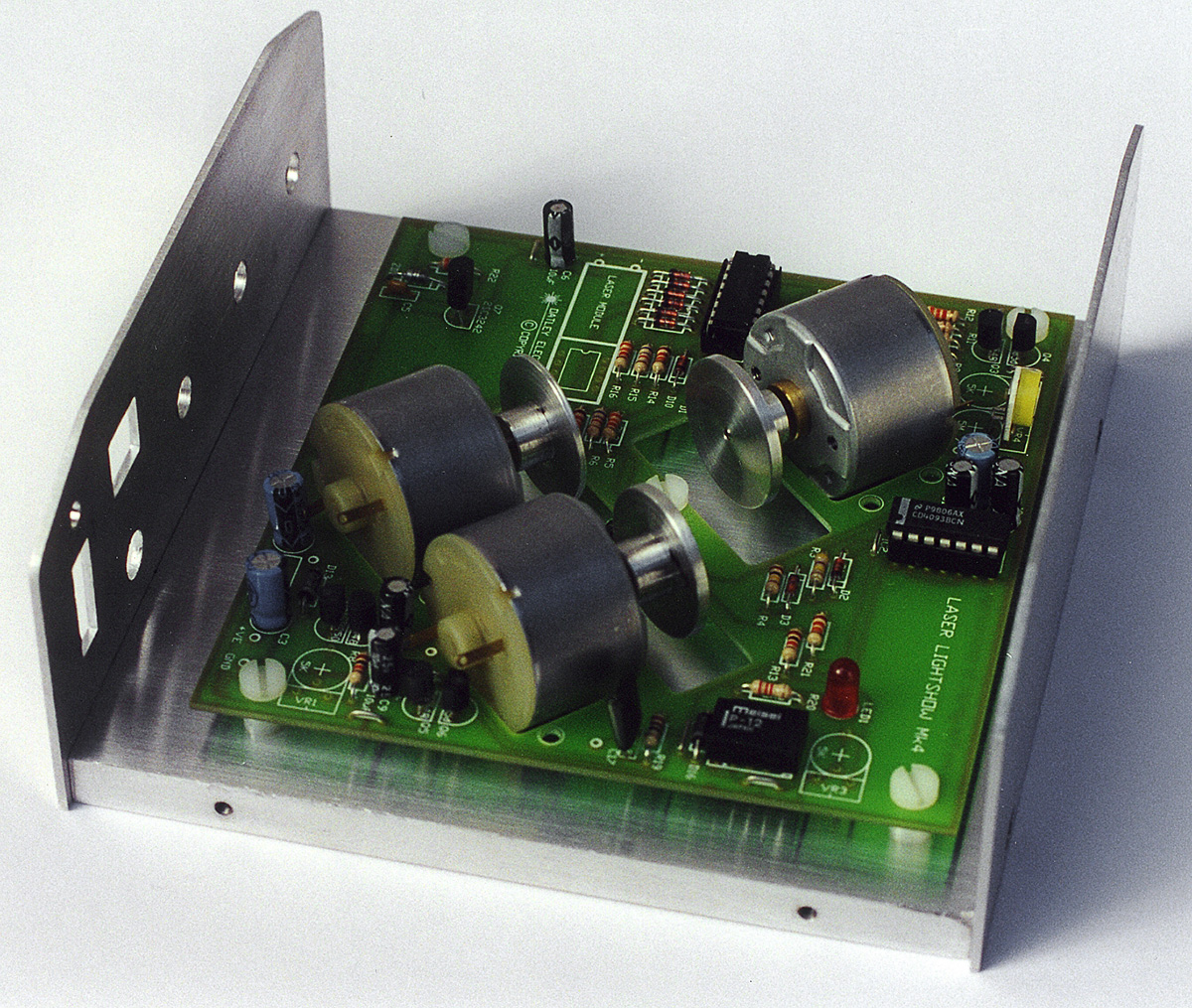 3-Motor Projector